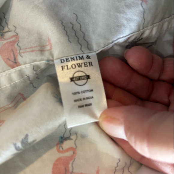 Denim and flowers short sleeve shirt - Picture 6 of 6